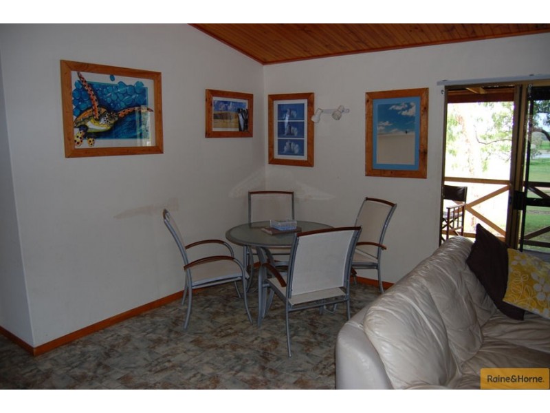 34327 Bruce Hway, Giru QLD 4809