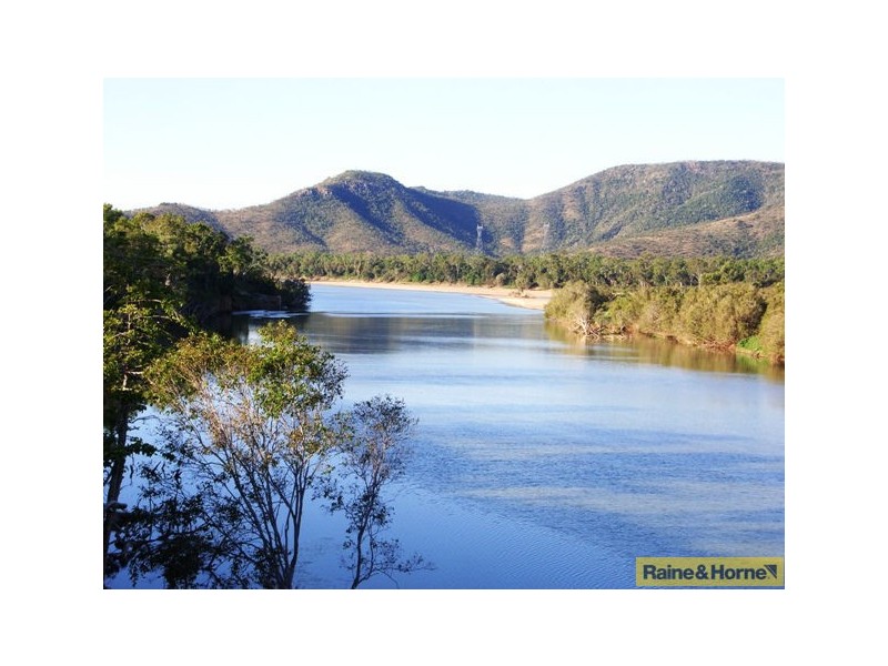 “Steepy Banks” Dalbeg Rd, Clare, Ayr QLD 4807