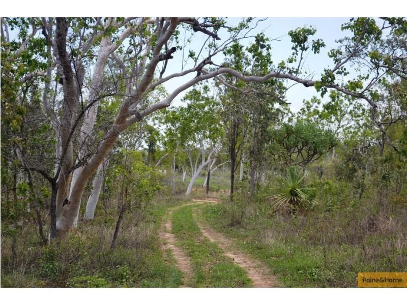 100 Old Coach Road, Majors Creek QLD 4816