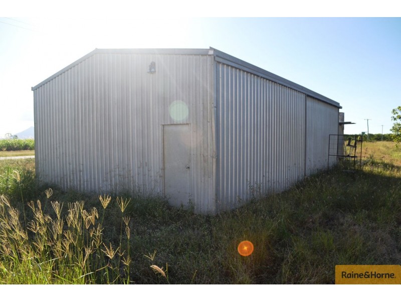 32 Trembath Road, Giru QLD 4809