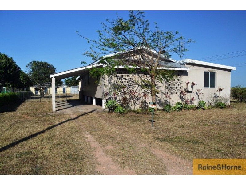 1 Tenth Avenue, Home Hill QLD 4806