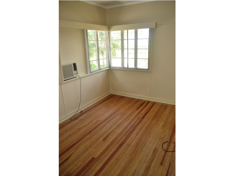 166 Fourteenth Avenue, Home Hill QLD 4806