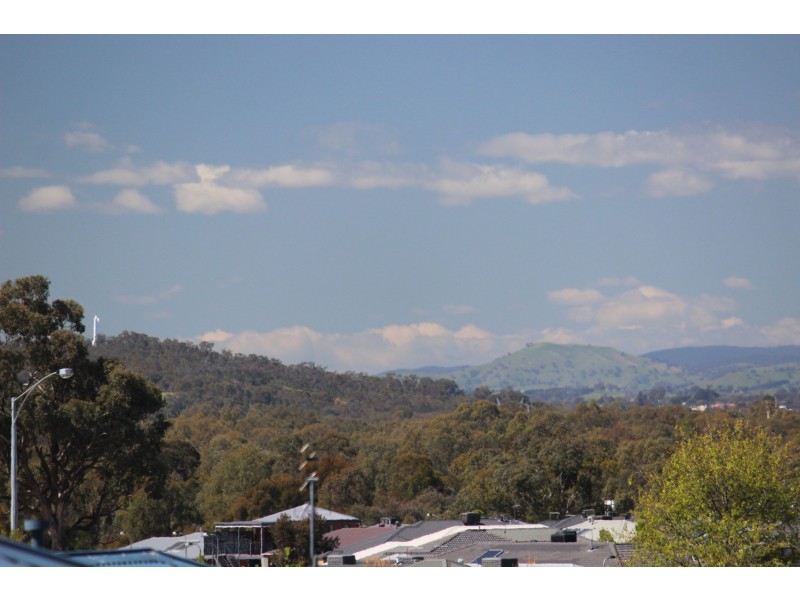 7 Carnoustie Avenue, Wodonga VIC 3690