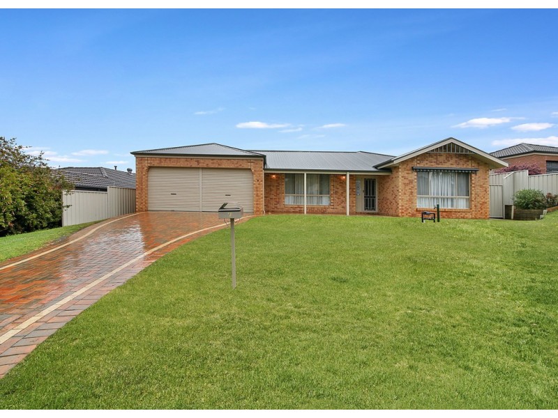 7 Carnoustie Avenue, Wodonga VIC 3690