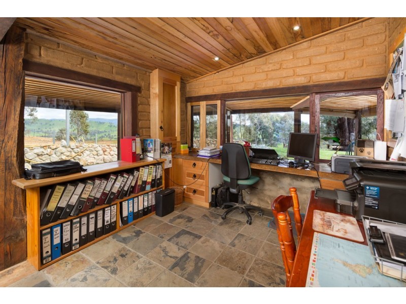 47 O’Neill Lane, Sandy Creek VIC 3695