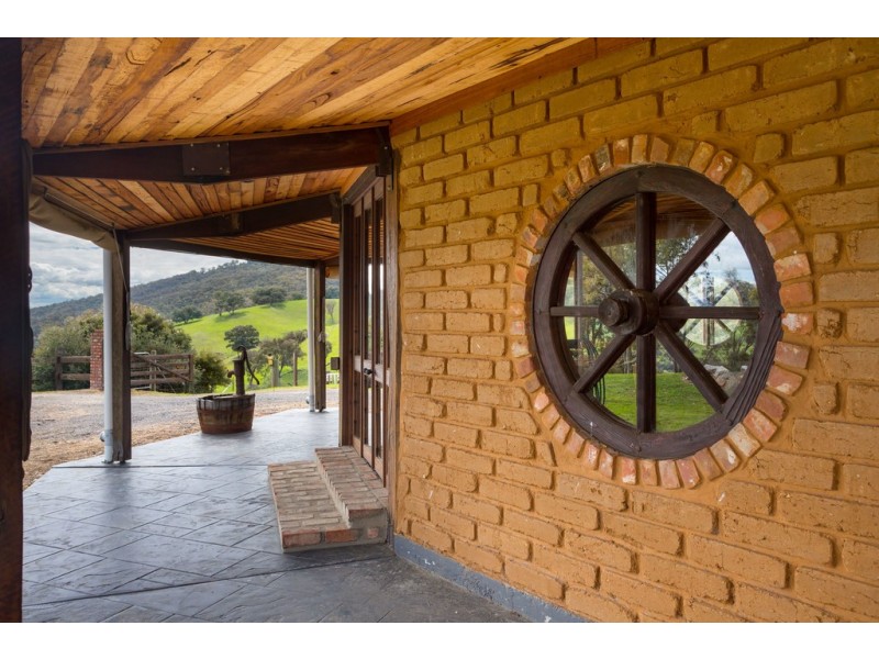 47 O’Neill Lane, Sandy Creek VIC 3695