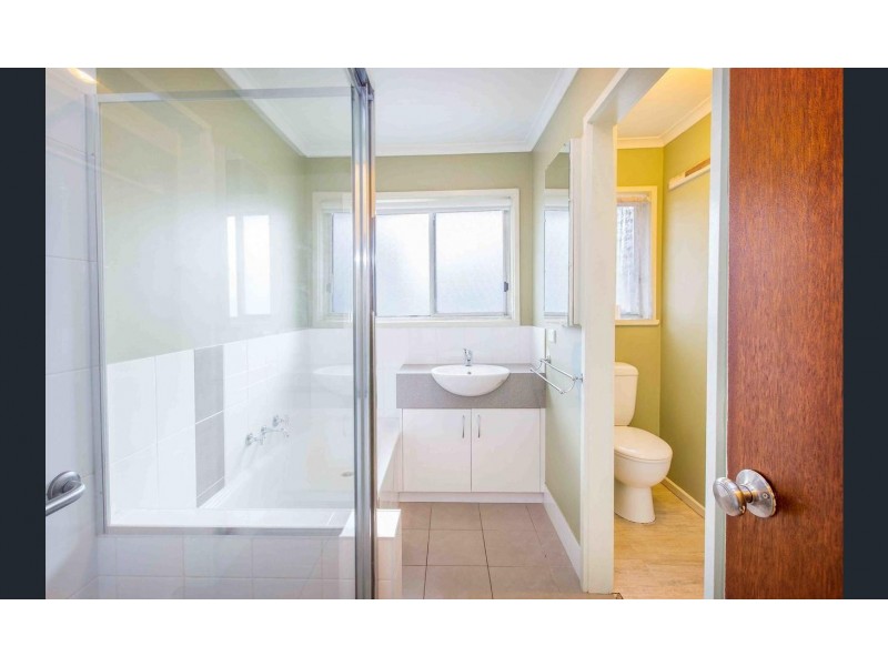 4 Wright Court, Wodonga VIC 3690