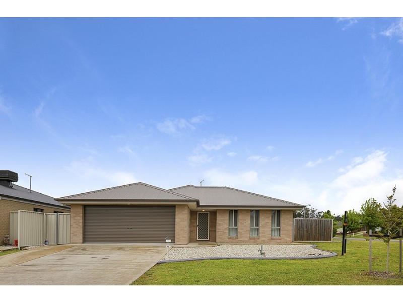 43 Thorneycroft Avenue, Wodonga VIC 3690