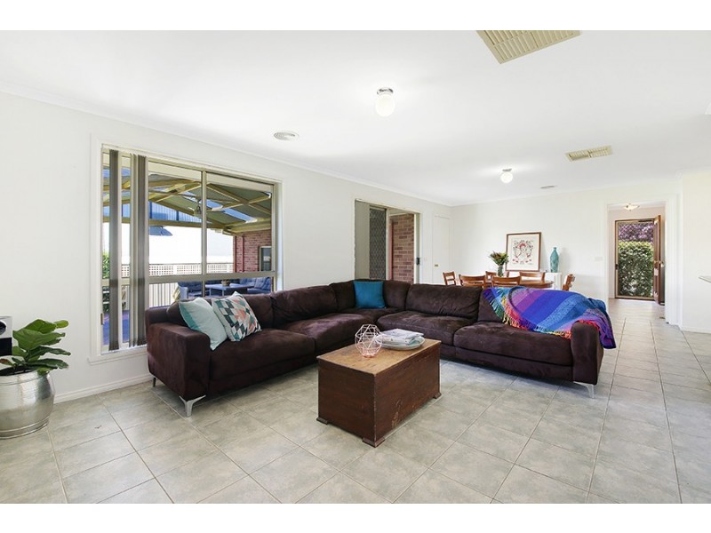 12 Bisque Court, Wodonga VIC 3690
