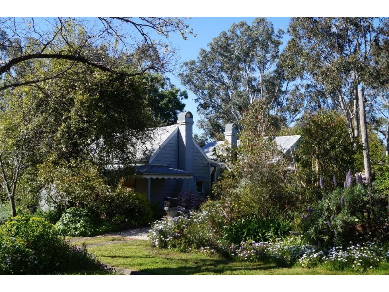 5 Pink Street, Violet Town VIC 3669