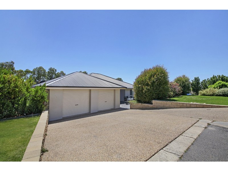 4 Bel Air Street, Wodonga VIC 3690