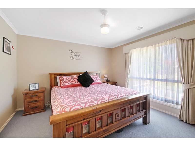 4 Bel Air Street, Wodonga VIC 3690