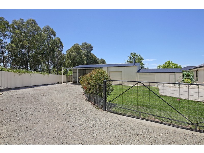 4 Bel Air Street, Wodonga VIC 3690