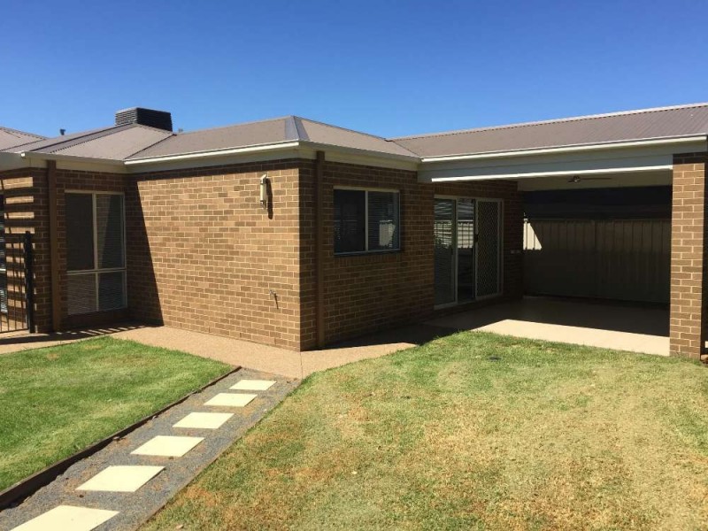 21 Cottesloe Court, Wodonga VIC 3690