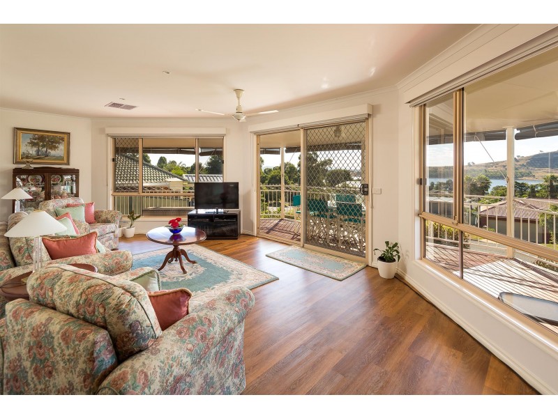 10 Elizabeth Crescent, Bellbridge VIC 3691