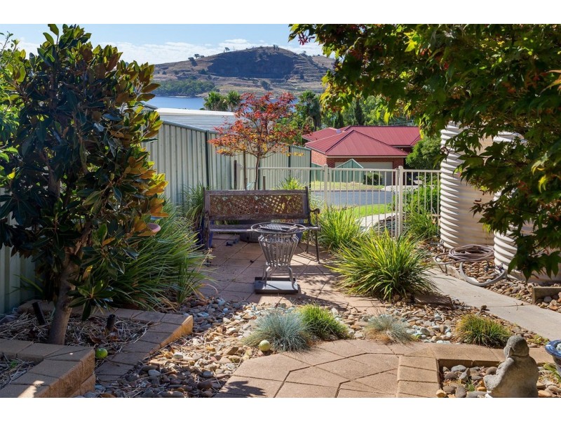 10 Elizabeth Crescent, Bellbridge VIC 3691