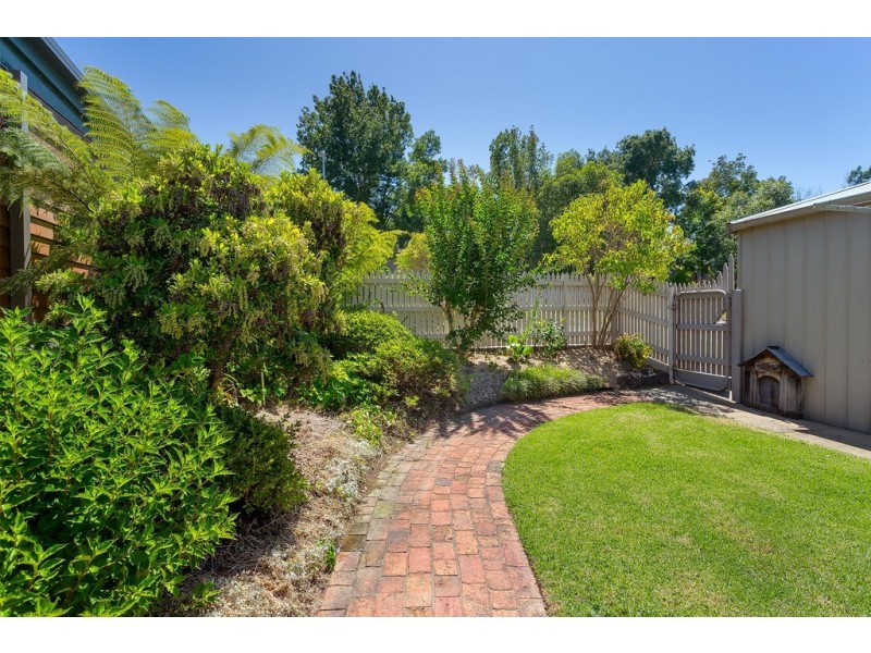 4 Coleman Court, Dartmouth VIC 3701