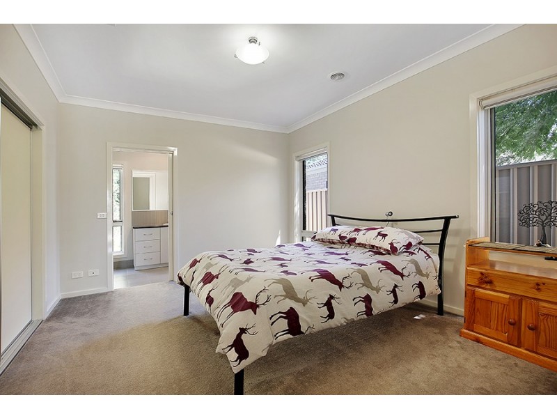 1 Grace Court, West Wodonga VIC 3690