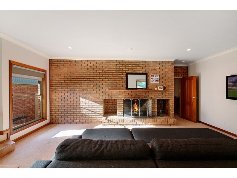 697 Hodge Street, Albury NSW 2640