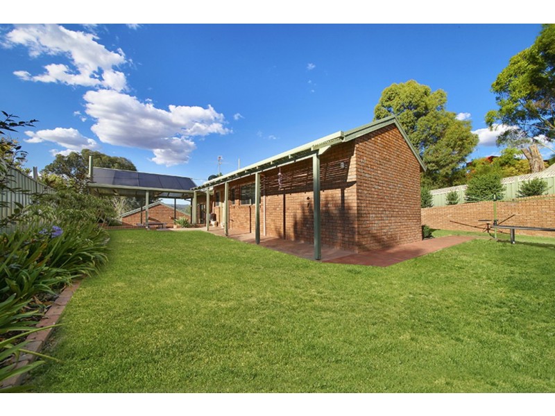 697 Hodge Street, Albury NSW 2640