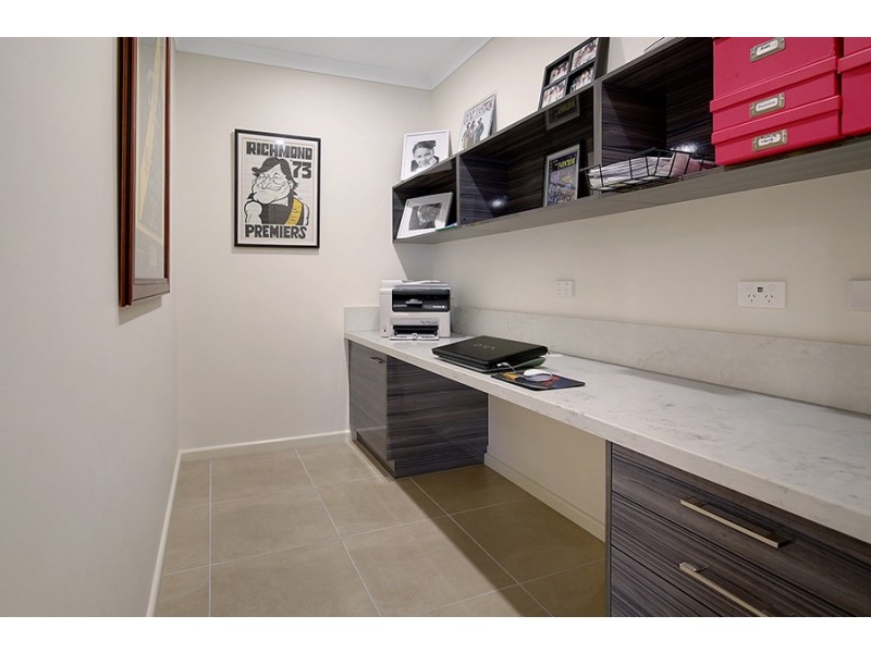 12 Pioneer Place, Thurgoona NSW 2640