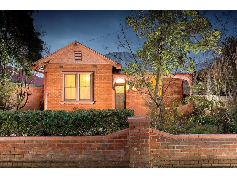 637 Macauley Street, Albury NSW 2640
