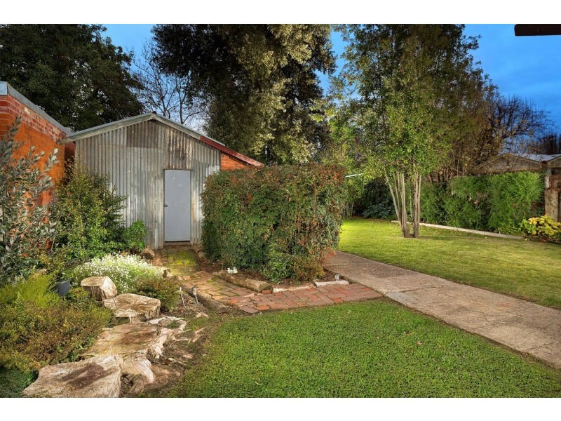 637 Macauley Street, Albury NSW 2640
