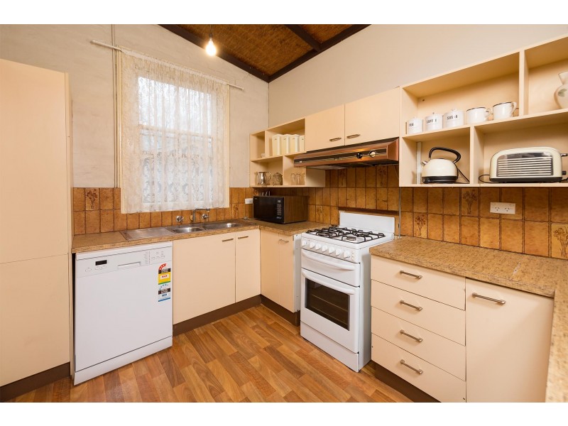 637 Macauley Street, Albury NSW 2640