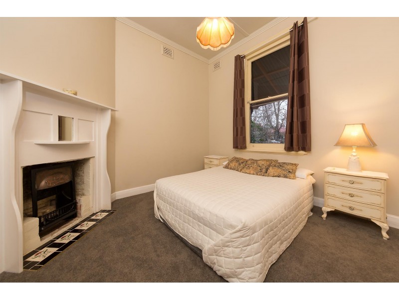 637 Macauley Street, Albury NSW 2640