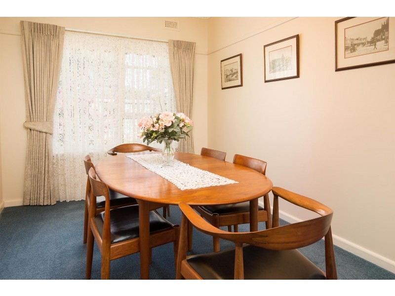 6 Drummond Street, Eskdale VIC 3701