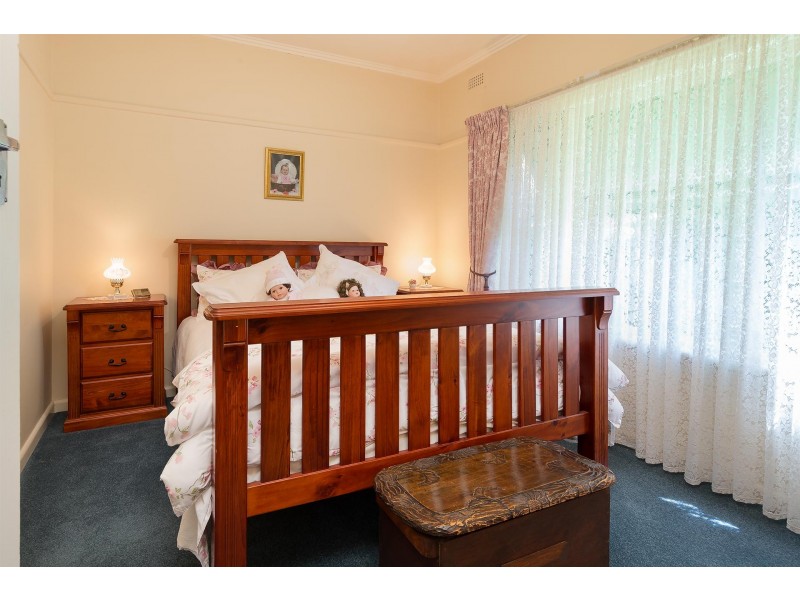 6 Drummond Street, Eskdale VIC 3701