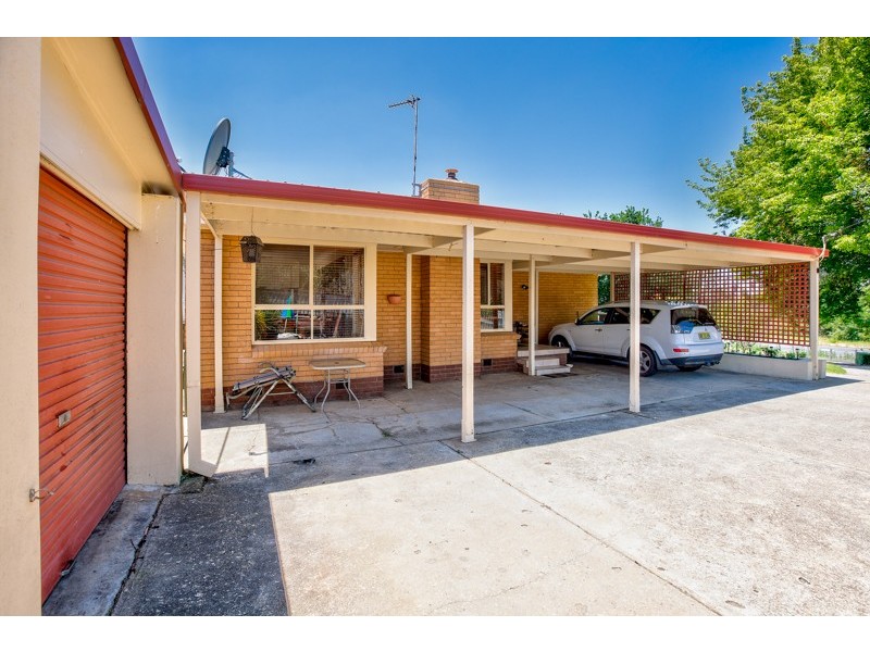 570 Urana Road, Lavington NSW 2641