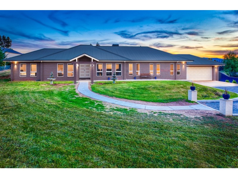 40 Hillandale Court, Bonegilla VIC 3691