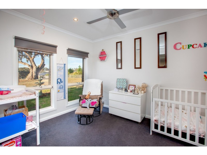 40 Hillandale Court, Bonegilla VIC 3691