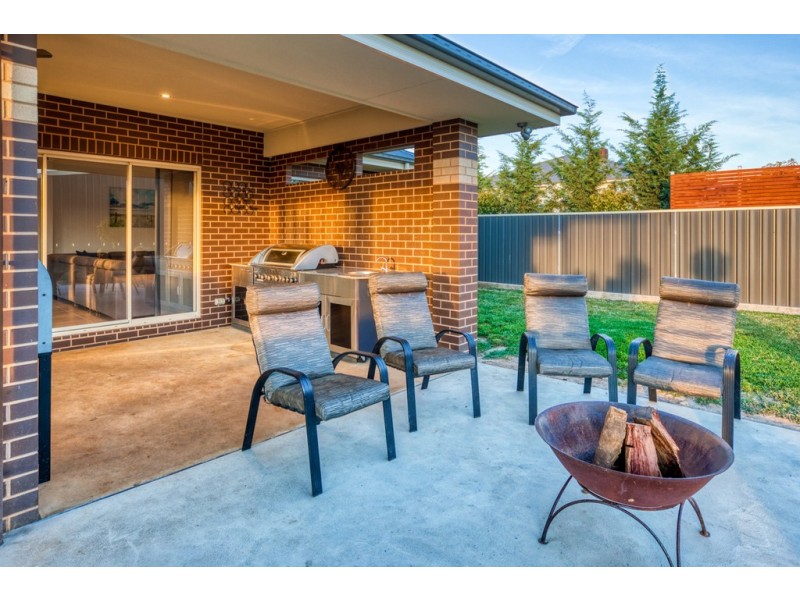 40 Hillandale Court, Bonegilla VIC 3691