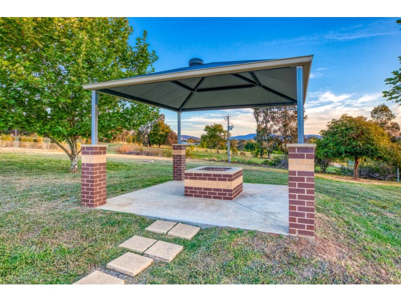 40 Hillandale Court, Bonegilla VIC 3691