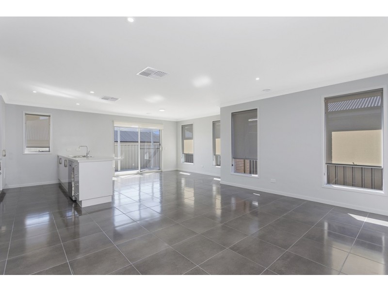 2/17 Nelson Court, Wodonga VIC 3690