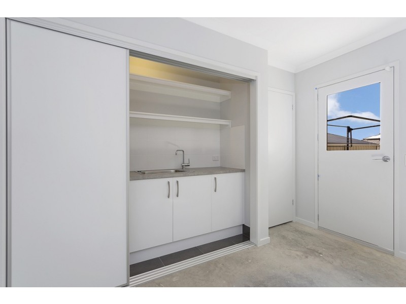 2/17 Nelson Court, Wodonga VIC 3690