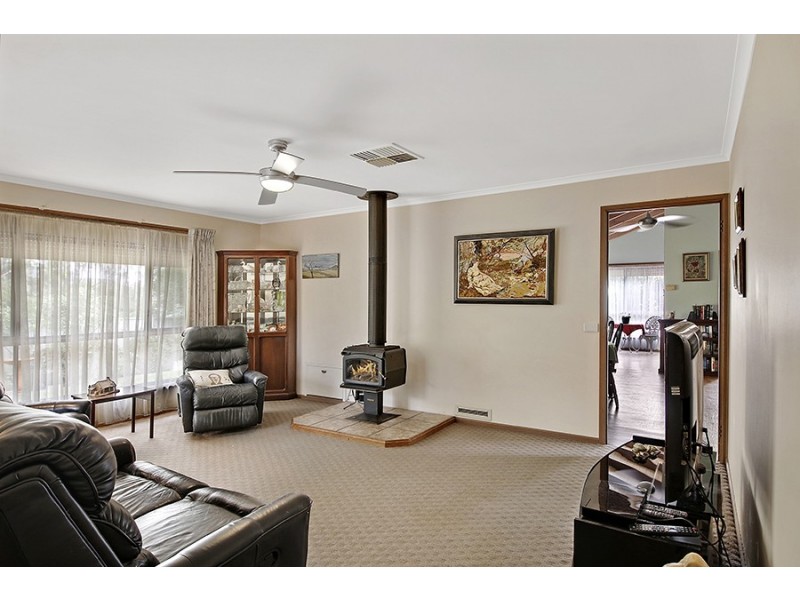 43 Peacock Avenue, Wodonga VIC 3690