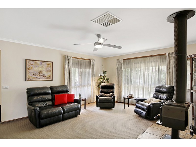 43 Peacock Avenue, Wodonga VIC 3690