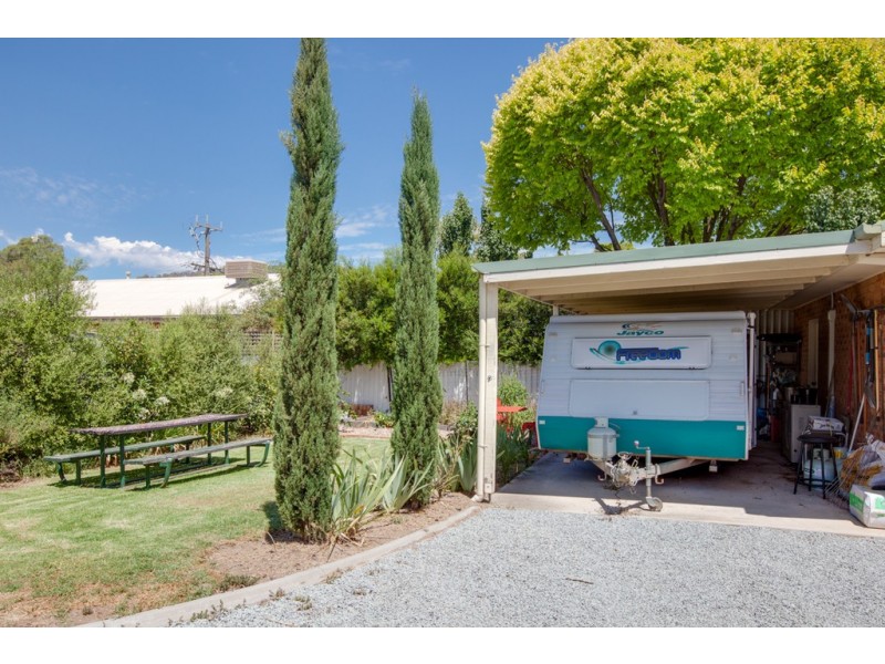 18 Burnley Street, Wodonga VIC 3690