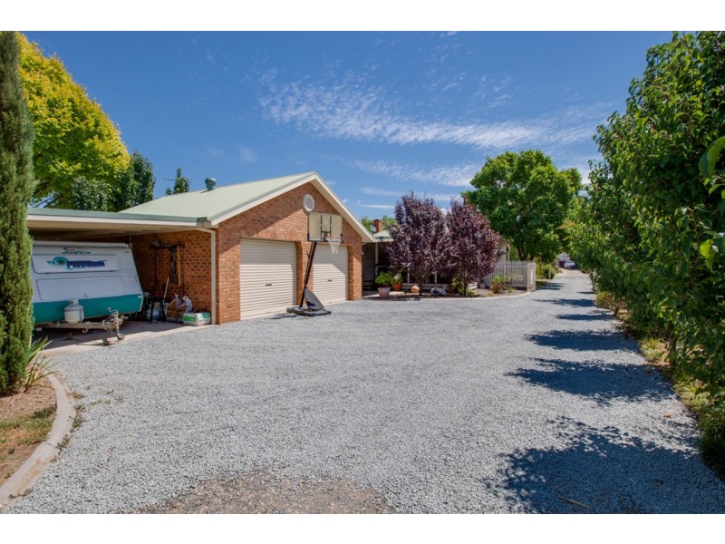 18 Burnley Street, Wodonga VIC 3690