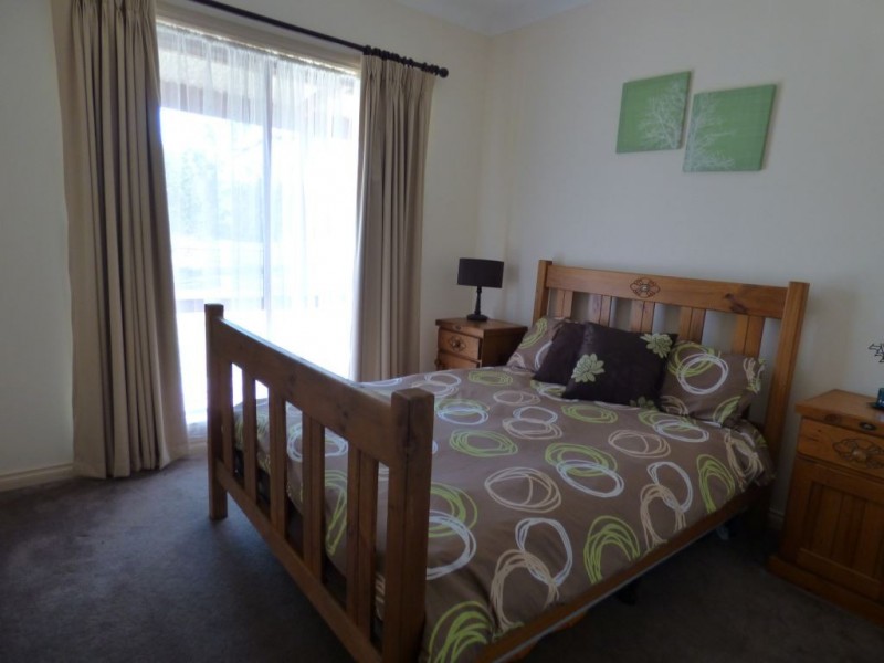 1 Orchid Street, Violet Town VIC 3669