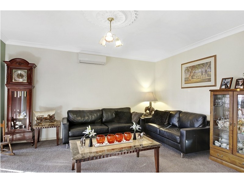 10 Hallam Street, Glenroy NSW 2640