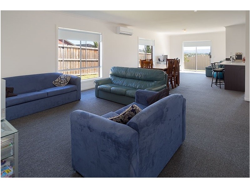 22 Maygar Avenue, Wodonga VIC 3690