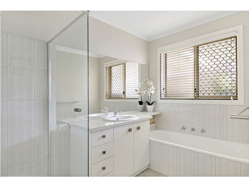 4/44 Mayfair Drive, Wodonga VIC 3690