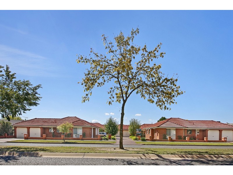 Units 1-4, 372 Lawrence Street, Wodonga VIC 3690