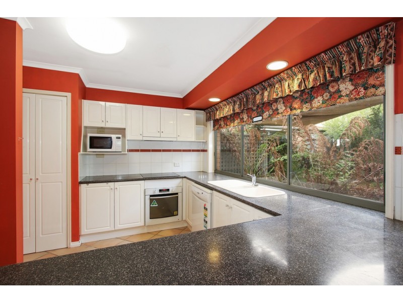 1 Balmoral Drive, Wodonga VIC 3690