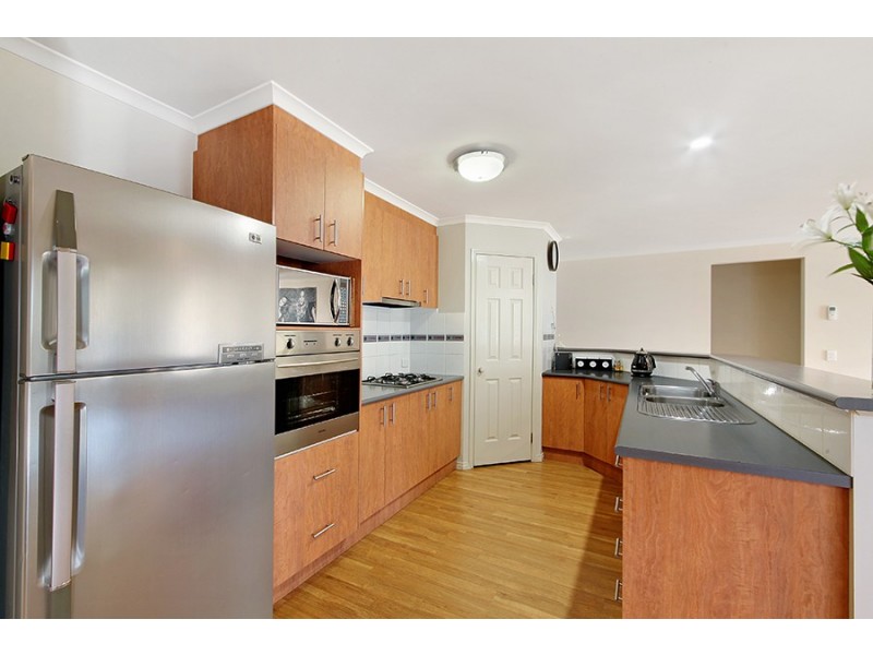 82 Barton Street, Wodonga VIC 3690