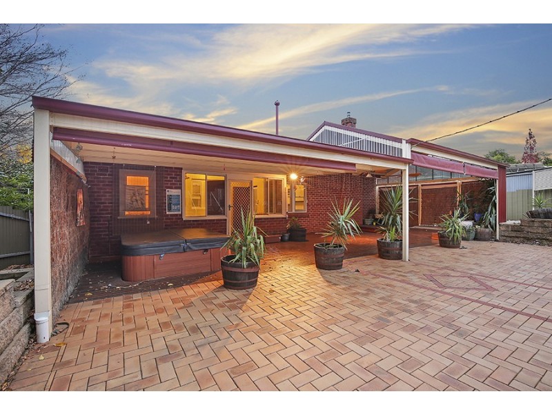 558 Electra Street, East Albury NSW 2640